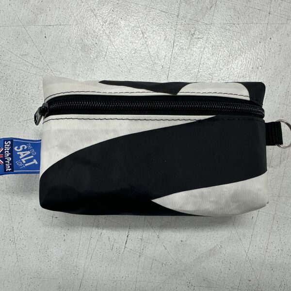 Recycled Sailcloth Pouch with Metal Ring Thumbnail